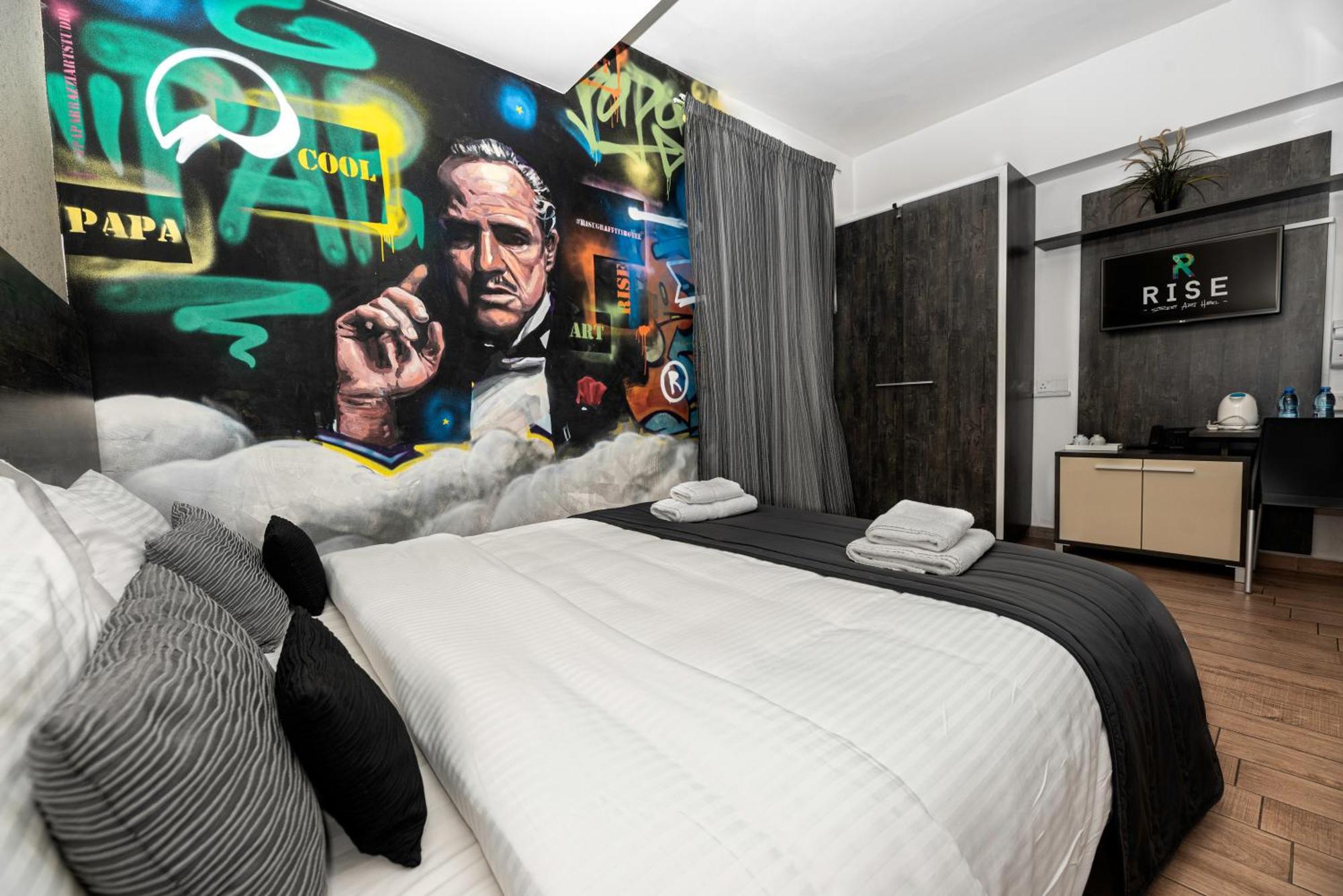 Hotel Rise Urban Art